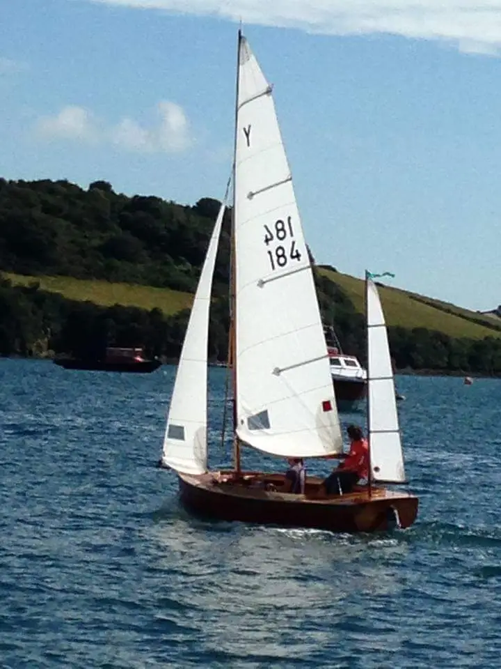 Salcombe Yawl, sailing at sea with a full set of sails made by Rowsell Sails